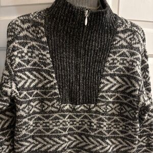 NWT Men's Christopher & Banks Nordic Grey & White & Red Print Sweater Size S